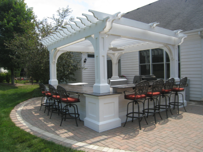 Custom Built Fence & Deck Image